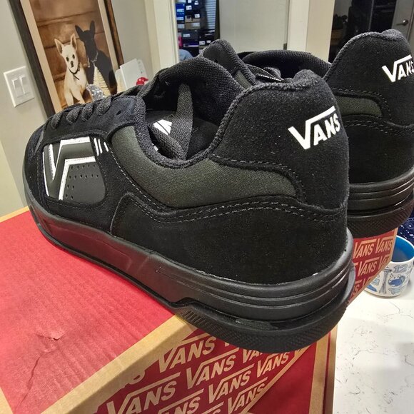 Vans Upland Skate Sneakers Shoes Black/White VN000D25B8C Men's Size 13 NEW - Picture 10 of 11